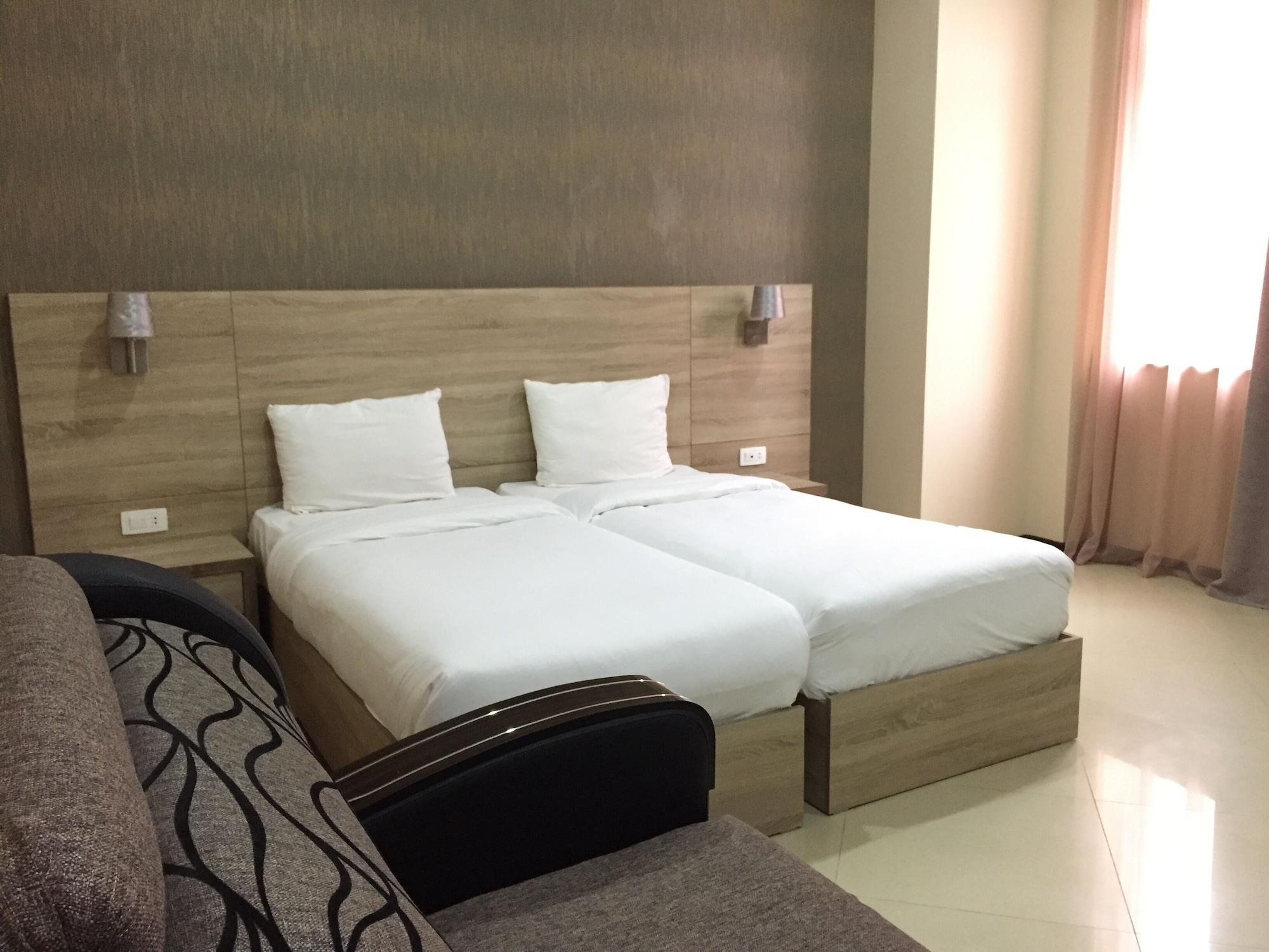 Primer Hotel เยเรวาน ภายนอก รูปภาพ