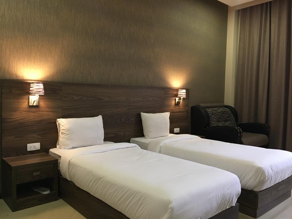 Primer Hotel เยเรวาน ภายนอก รูปภาพ