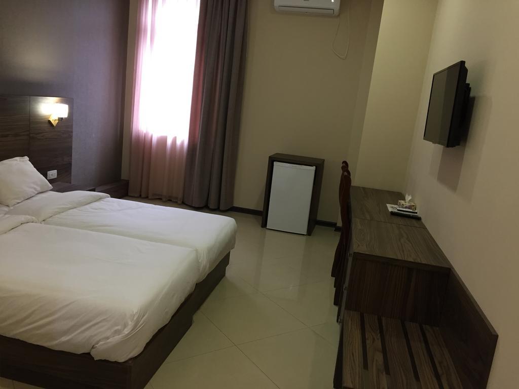 Primer Hotel เยเรวาน ภายนอก รูปภาพ
